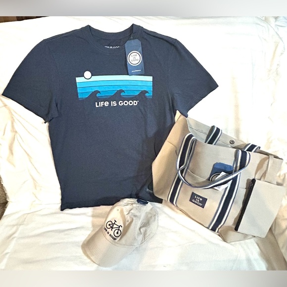 NEW…LIFE IS GOOD brand 4 PIECE SET. Shirt, Hat, Tote and small bag - Picture 2 of 13
